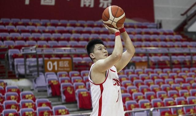 AIYOUXI-雷蒙：亚洲杯决赛我比任何人都更想投进那个球 遗憾没能助队夺冠