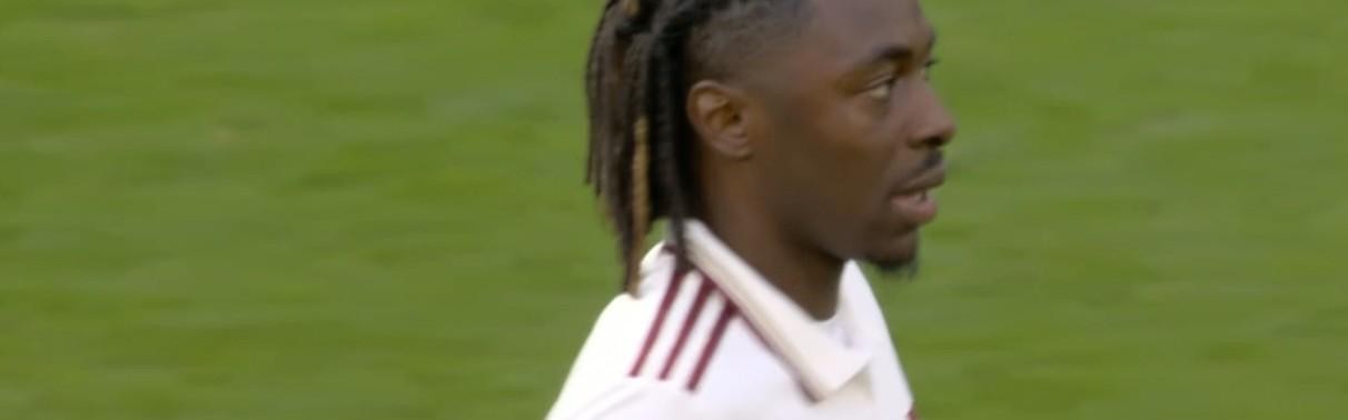 爱游戏APP-6000万镑新援亮相，埃泽替补登场迎来阿森纳生涯首秀