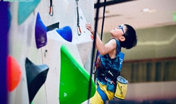 从虹口商圈到浦东赛场，少年们用热爱 “攀” 出精彩