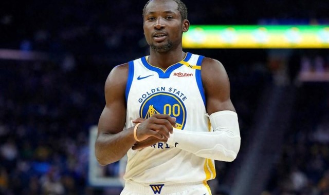 AIYOUXI-7笔交易7份合同遭冰封！库明加闹剧波及多人，成今夏最大绊脚石