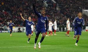 爱游戏官网-队报：巴黎队内登贝莱、巴尔科拉和莫斯卡尔多很可能不会出战马竞